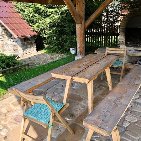 Apartamenty U Krysi Witow  Luaran gambar