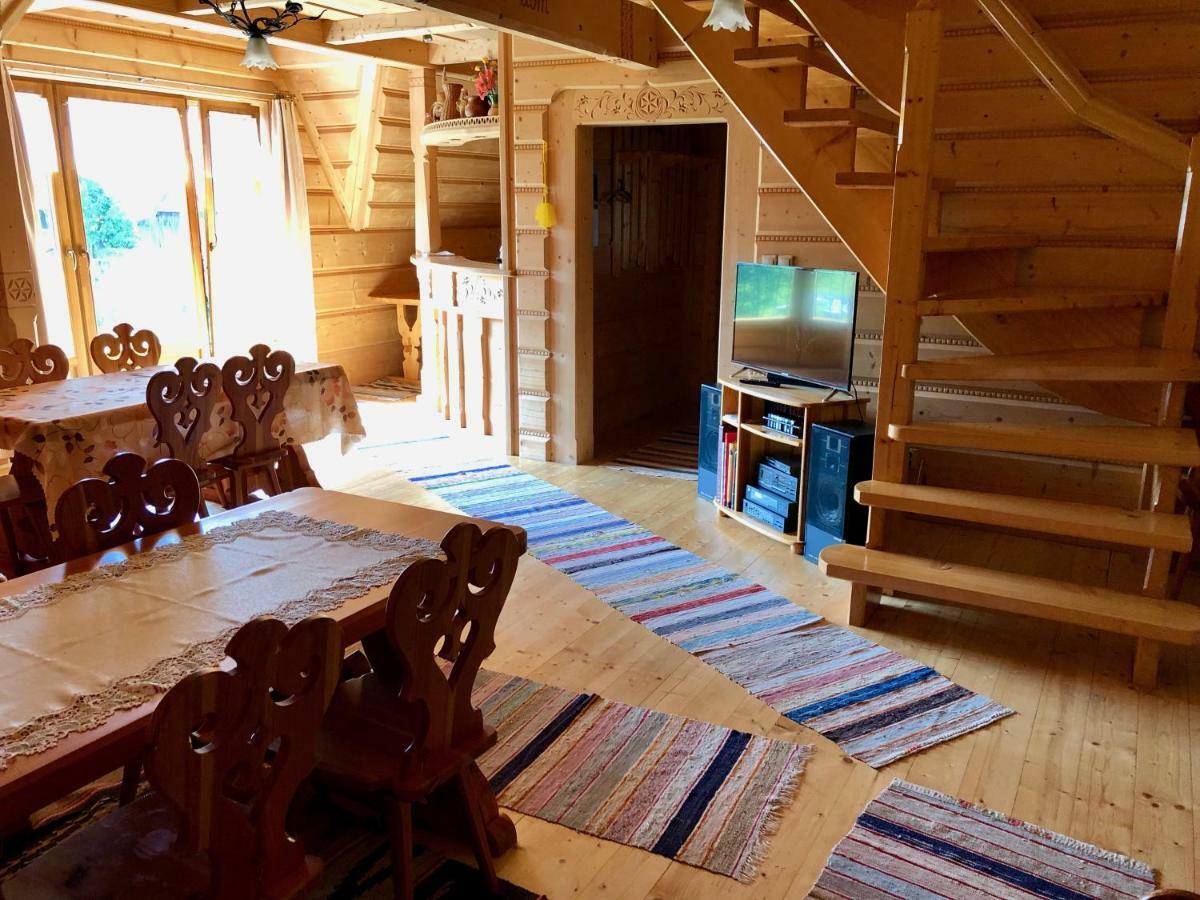 Apartamenty U Krysi Witow  Luaran gambar