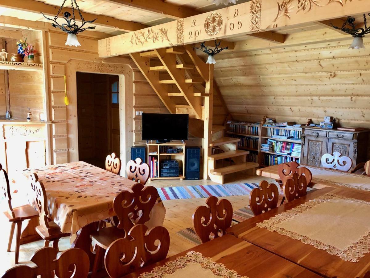 Apartamenty U Krysi Witow  Luaran gambar
