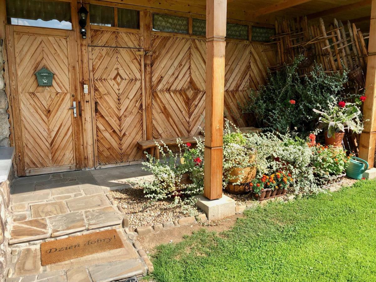 Apartamenty U Krysi Witow  Luaran gambar
