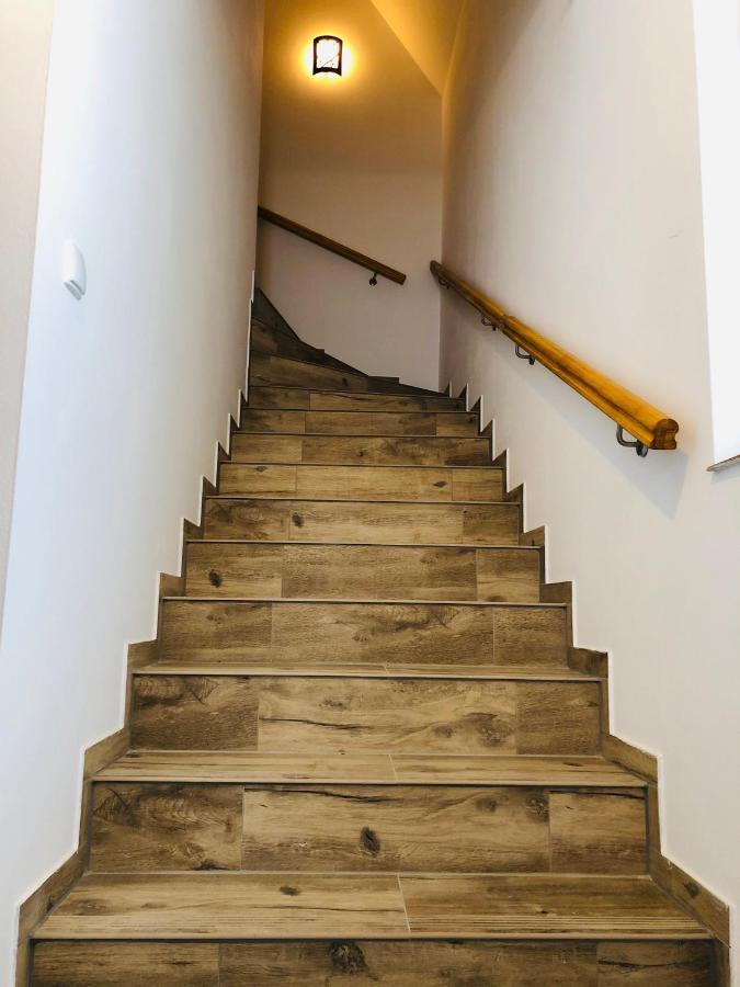 Apartamenty U Krysi Witow  Luaran gambar