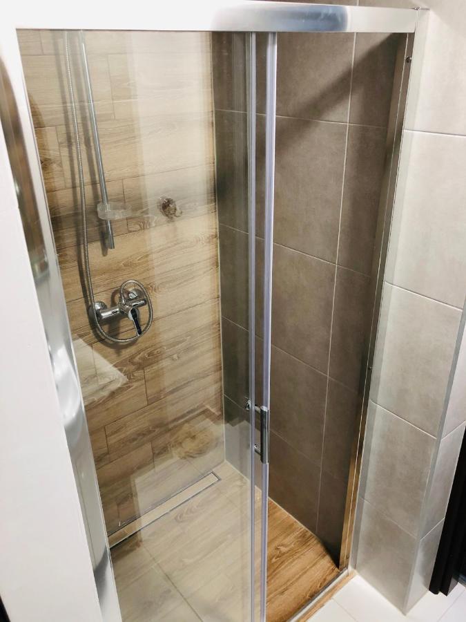Apartamenty U Krysi Witow  Luaran gambar