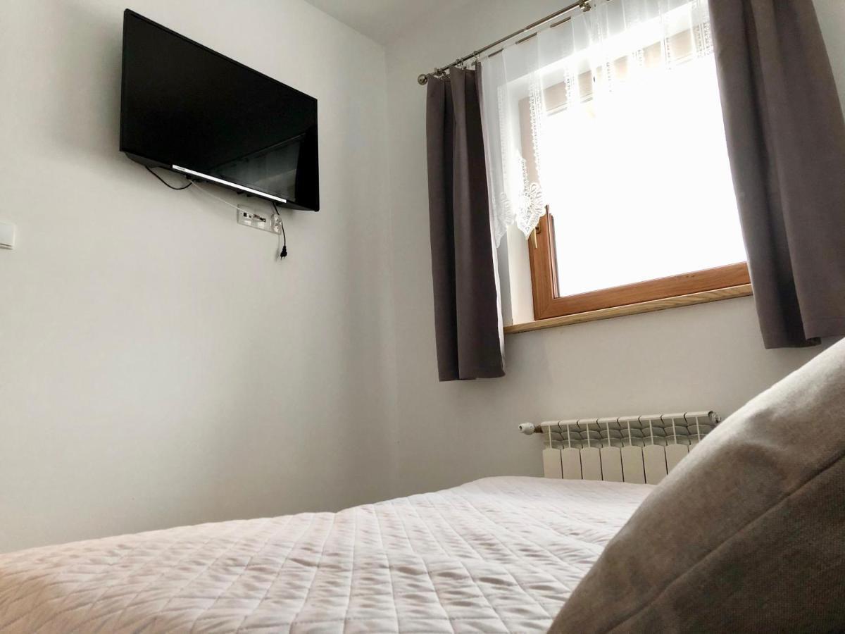 Apartamenty U Krysi Witow  Luaran gambar